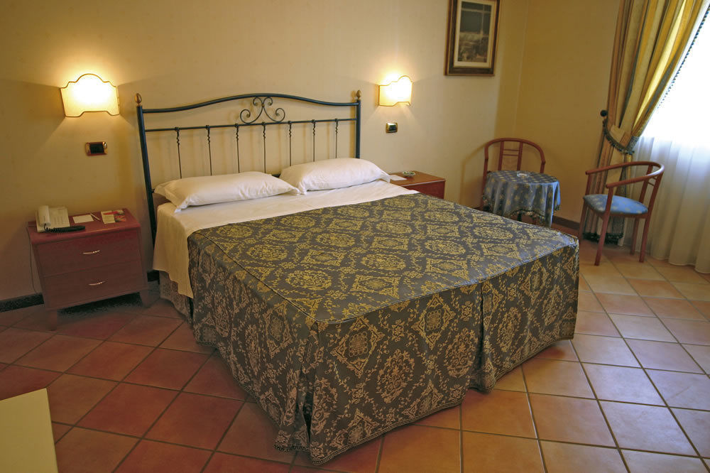 Villa Luigi Hotel & Restaurant Nuova Gestione Villa Rosa Di Martinsicuro المظهر الخارجي الصورة