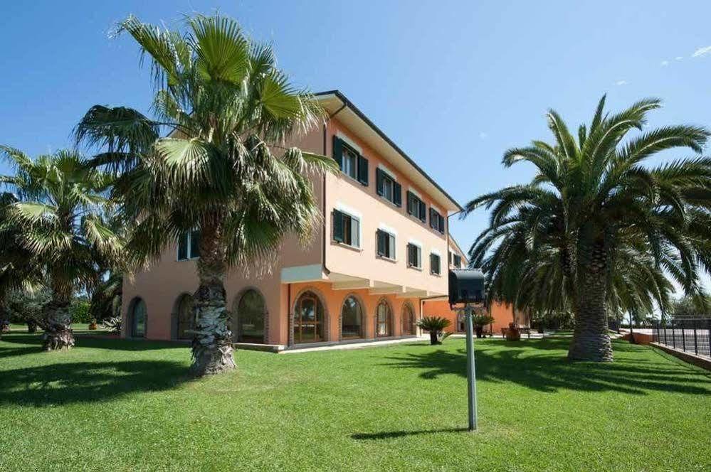Villa Luigi Hotel & Restaurant Nuova Gestione Villa Rosa Di Martinsicuro المظهر الخارجي الصورة