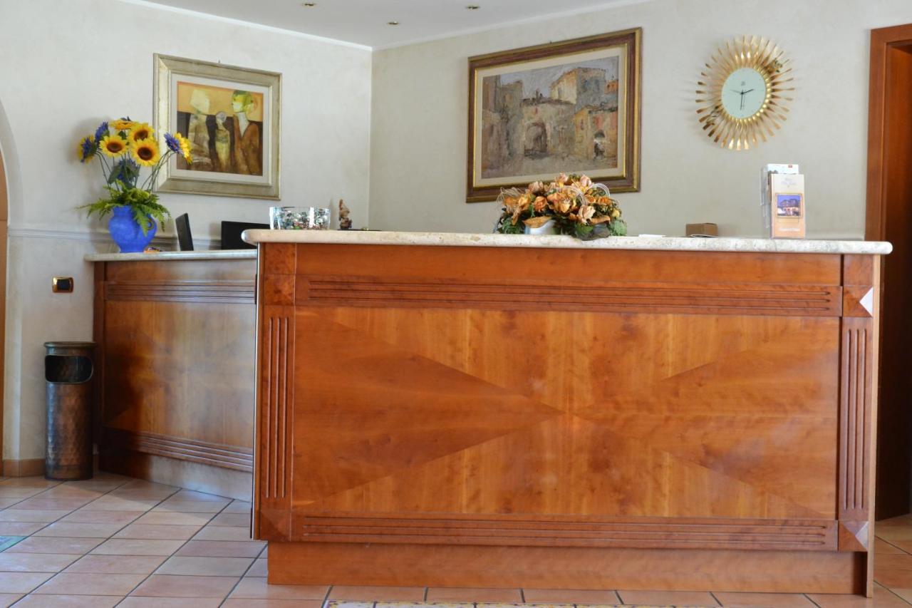 Villa Luigi Hotel & Restaurant Nuova Gestione Villa Rosa Di Martinsicuro المظهر الخارجي الصورة