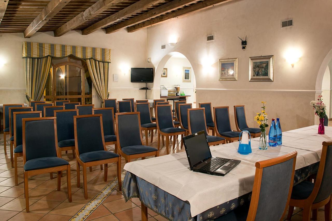 Villa Luigi Hotel & Restaurant Nuova Gestione Villa Rosa Di Martinsicuro المظهر الخارجي الصورة