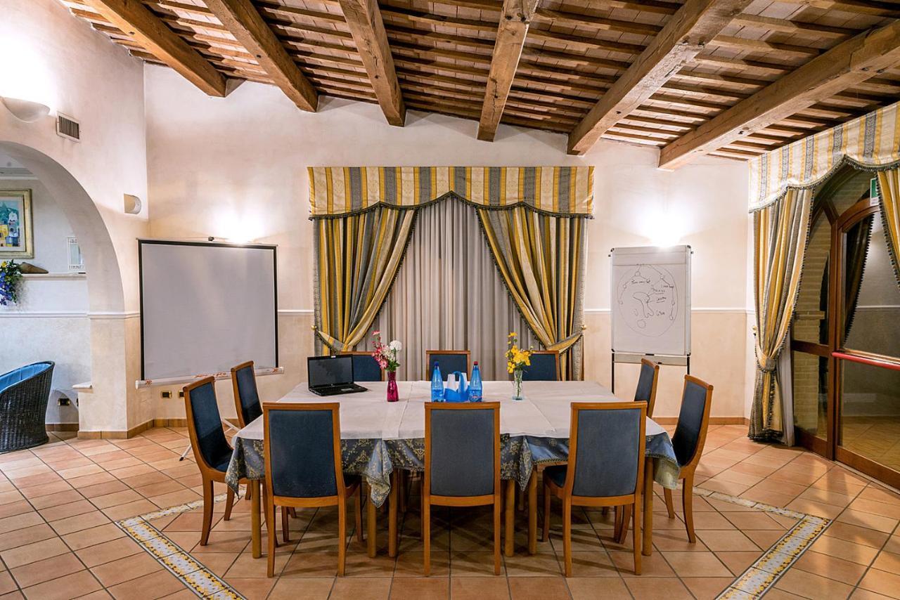 Villa Luigi Hotel & Restaurant Nuova Gestione Villa Rosa Di Martinsicuro المظهر الخارجي الصورة